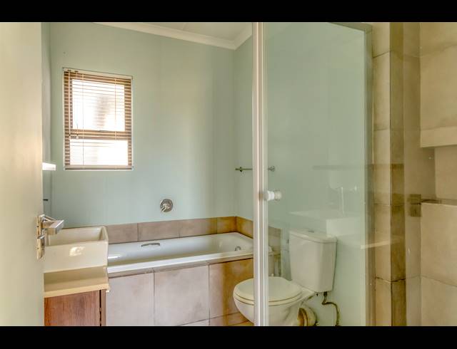 2 BEDROOM APARTMENT RENTED IN FOURWAYS
